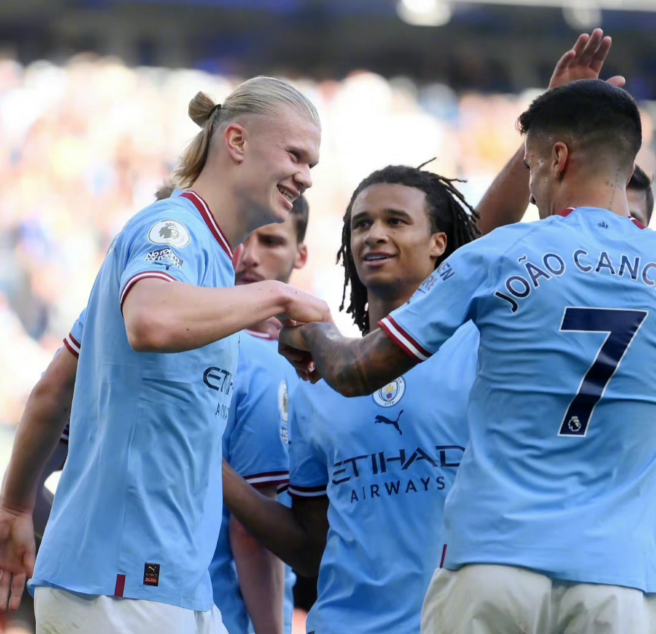 在线娱乐入口-太狠了！哈兰德连续七场比赛得分超过逆转费耶诺德围绕德国杯门线救险，C罗与50激战公牛分钟的简单介绍